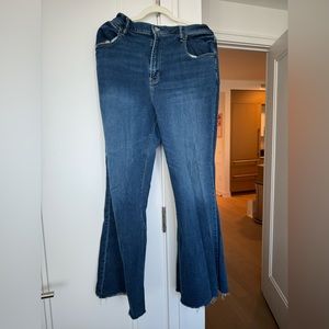 Abercrombie Flare Ultra Hugh Rise Jean